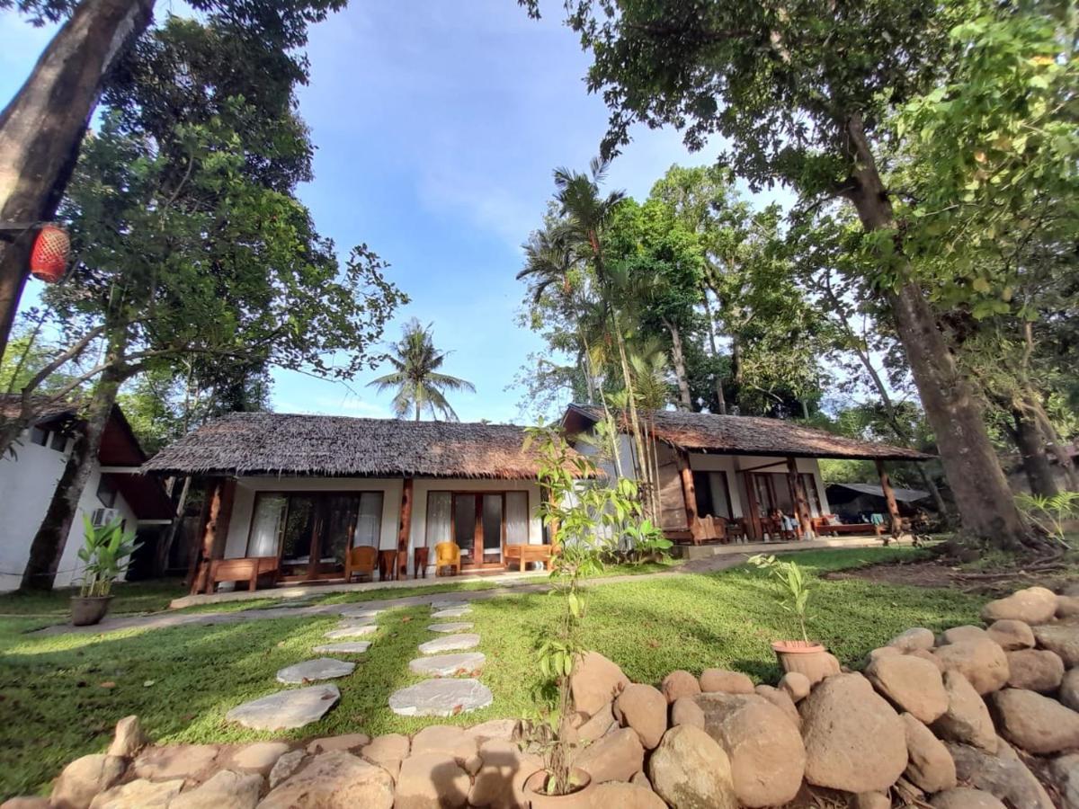 Murex Dive Resort Manado Luaran gambar