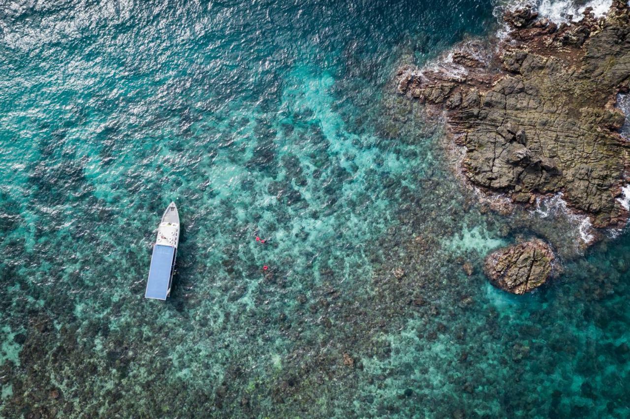 Murex Dive Resort Manado Luaran gambar